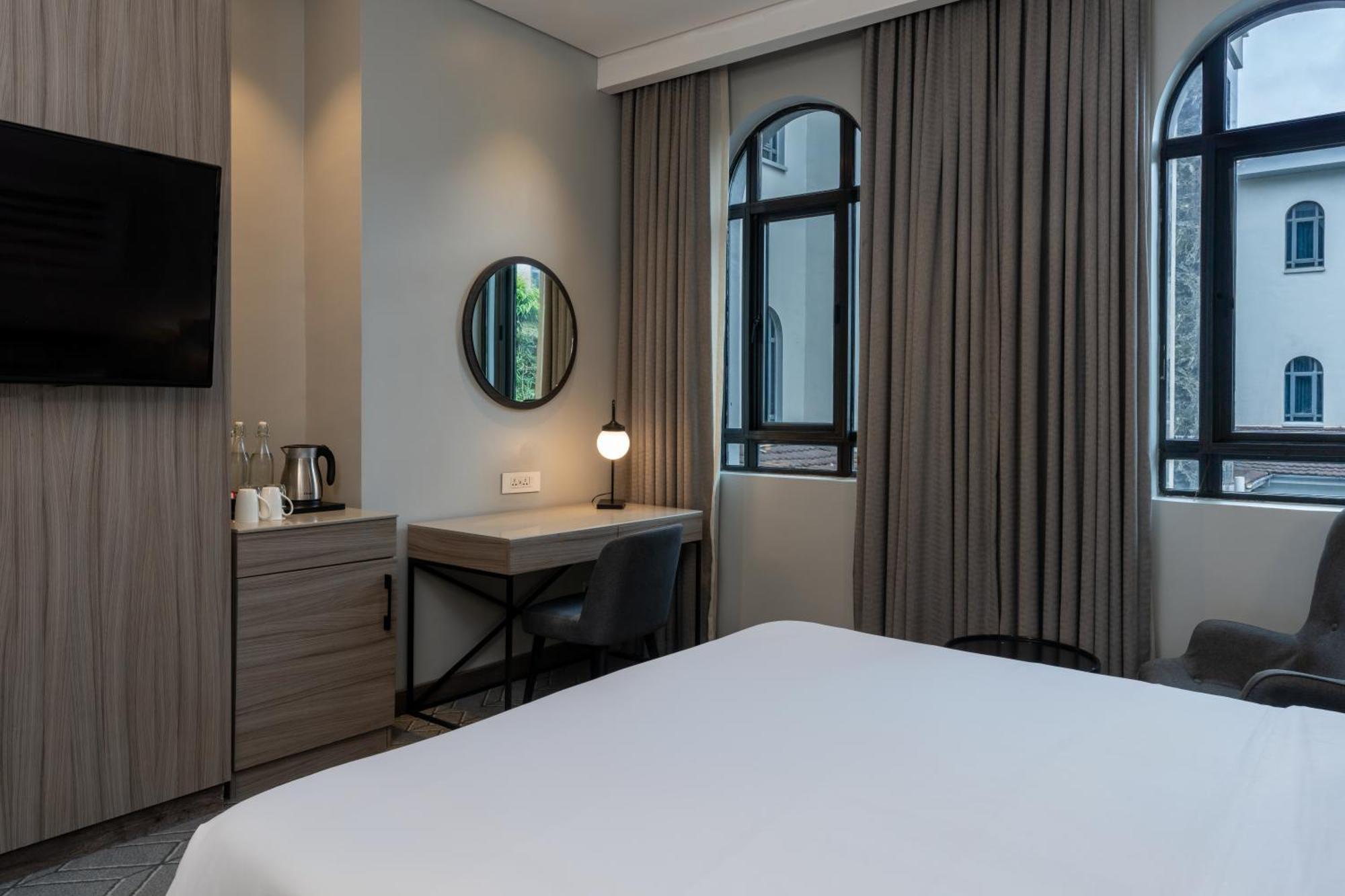 Radisson Ikeja 4*